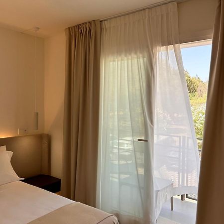 Vireo Rooms Santa Maria Navarrese Exterior foto