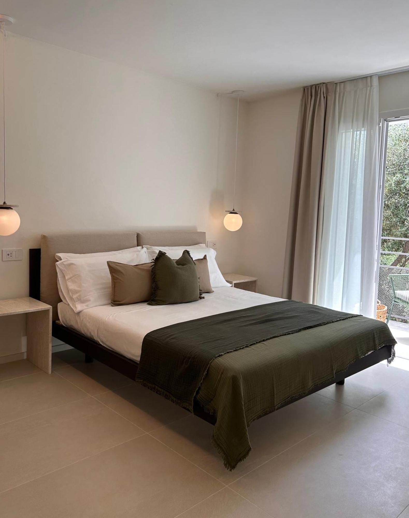 Vireo Rooms Santa Maria Navarrese Exterior foto